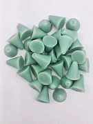 Превью Наполнитель для галтовки 600 пластик зеленый конус 10х10 мм №1