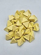 Превью Наполнитель для галтовки 1200 пластик желтая пирамида 10х10 мм №1