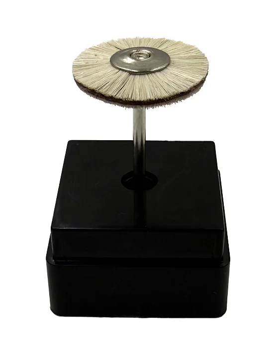 Щетка-диск для б/м., с держ., бел., коза, с коричн., замш., ф=22 мм