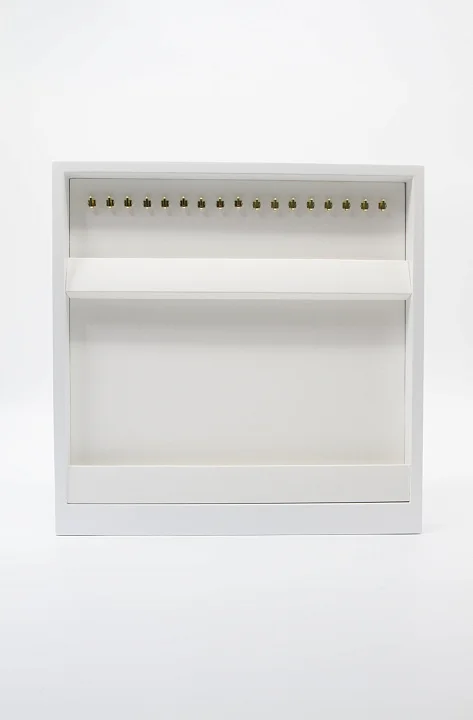 Планшет 30*30*2.5 под цепи, белый